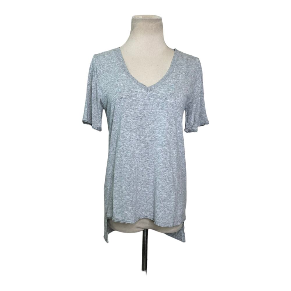 Heather gray v neck short sleeves tee size Small